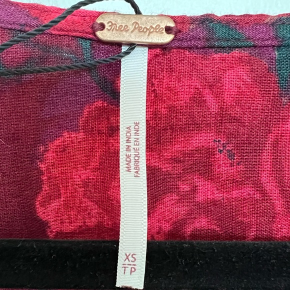 Free People ‘I Found You’ Top Size X-Small, Floral, Pouf Sleeve Button Down - Picture 6 of 9